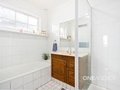 14 Burrows Avenue, Kanahooka