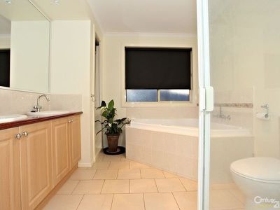 4 Red Oak Terrace, Lyndhurst