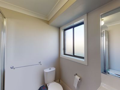 6 Shetland Avenue, Dubbo