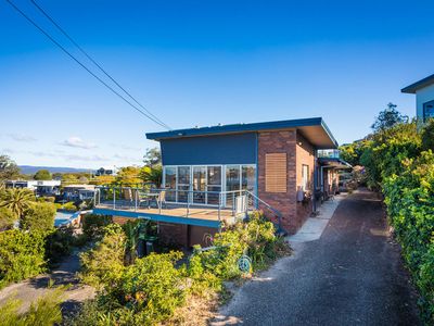 11 Ocean View Avenue, Merimbula