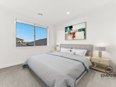 13 Heart Lp, Clyde North