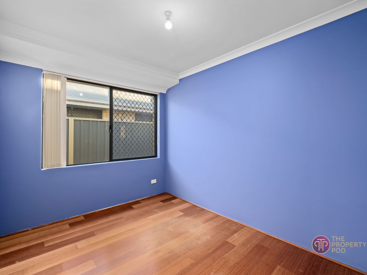 42 Woodside Loop, Beckenham