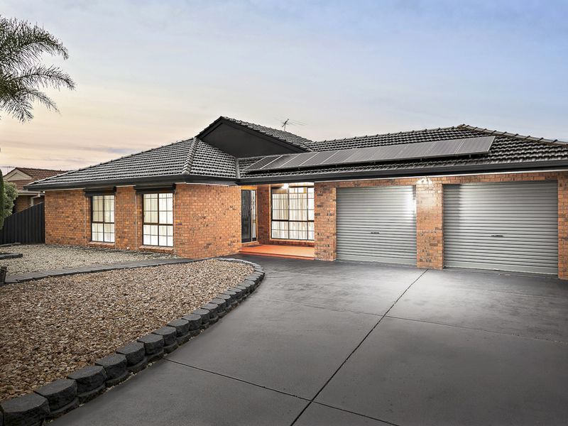 58 Truro Crescent, Keilor Lodge