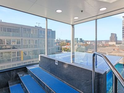1701 / 10 Balfours Way, Adelaide