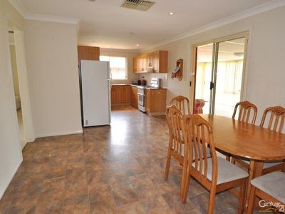16 Kingfisher Street, Dubbo