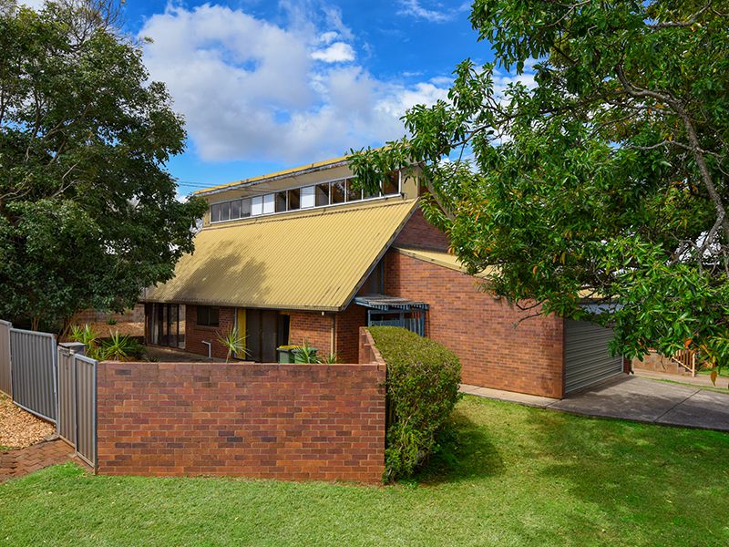 Toowoomba Property Sales, Management & Rentals McAdam & Turnbull Realty