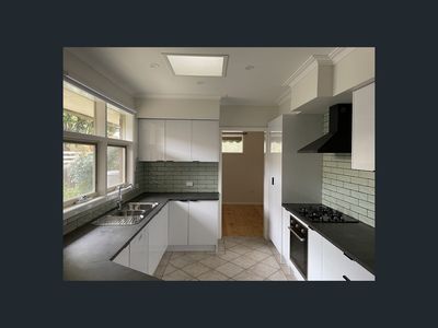 2 Wirra Mirra Drive, Wurruk