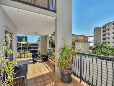 3 / 28 Woods Street, Darwin City