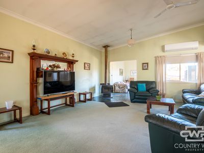 40 Abercrombie Street, Guyra
