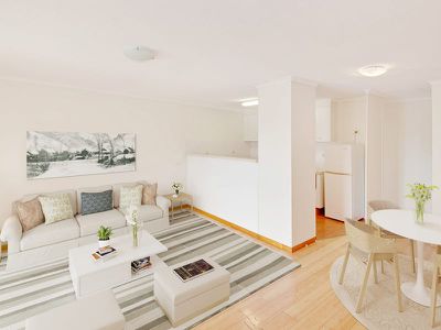 8 / 10 Woomba Place, Mooloolaba