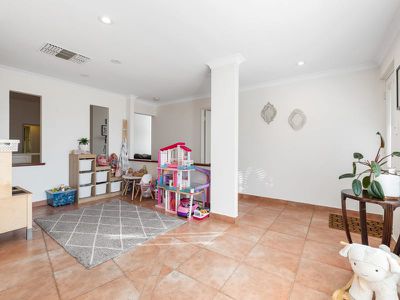 56 Bindoon Loop, Huntingdale