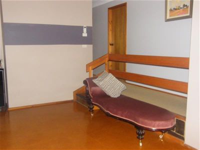 5 Elm Pl, Forbes