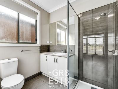 6 Australorp Drive, Clyde North