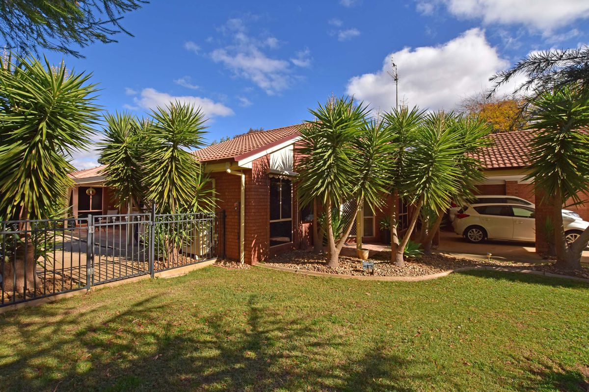 81 Weller Road, Lancaster