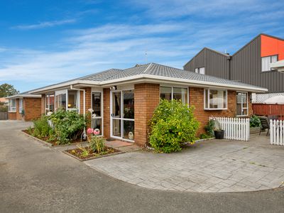 2 / 5 Broadbent Street, Riccarton