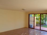 28  8 Woody Views Way, Robina