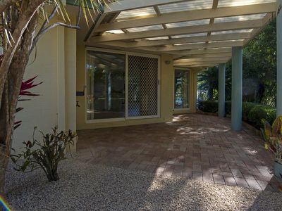 2 Hakea Court, Tewantin