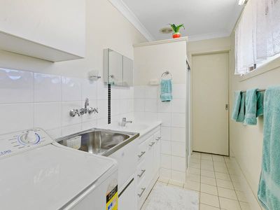 4 / 80 Ewing Road, Woodridge