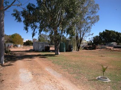 107 Cassowary street, Longreach