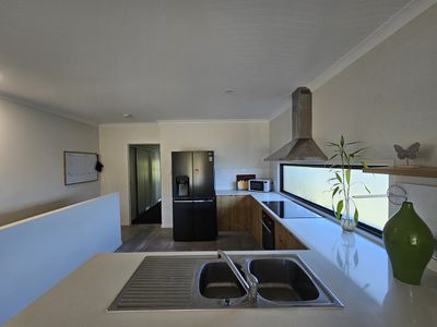 42 Altmann Avenue, Cannonvale