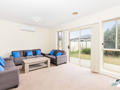 7 Hampshire Court, Tarneit