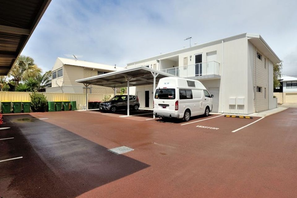 1 / 180 Kent Street , Rockingham