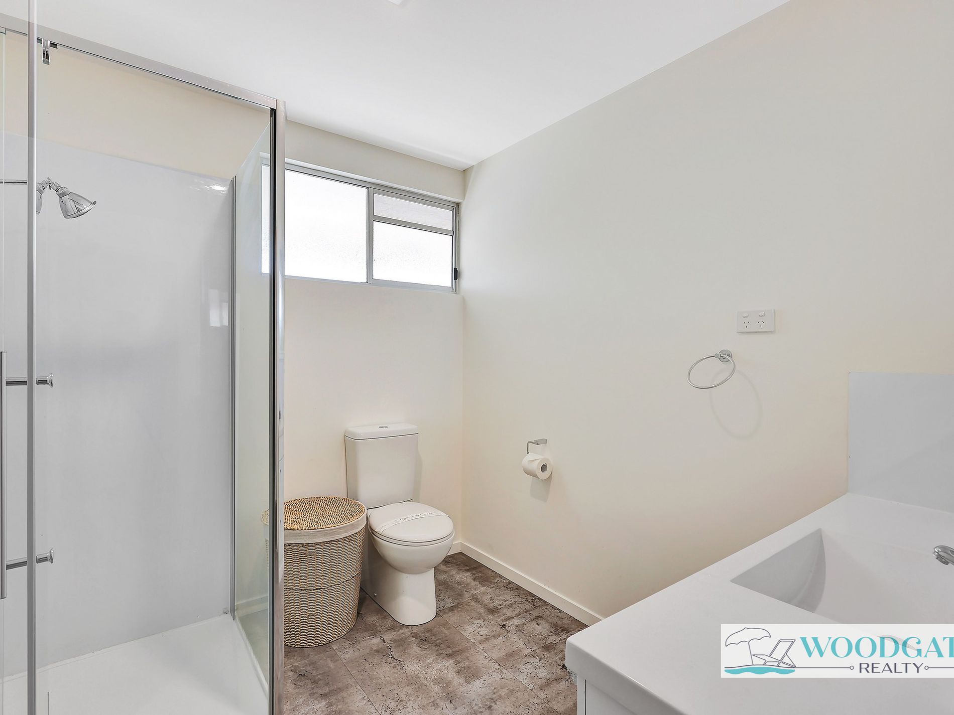 62 MACKEREL STREET, Woodgate