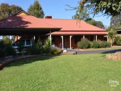 75 Murrayfield Drive, Dubbo