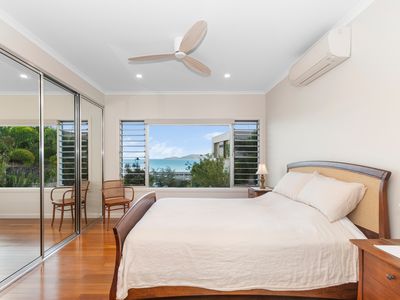 1 Seaview Court, Castle Hill