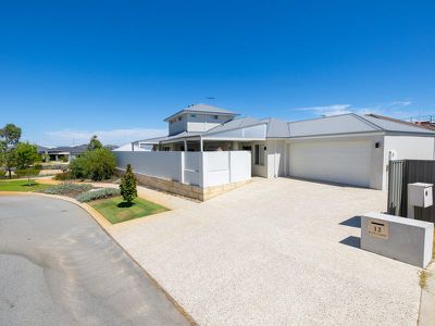 12 Bate Close, Piara Waters