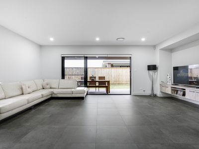 52 Silvester Way, Gledswood Hills