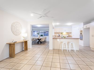 11 Hawkhurst Court, Murrumba Downs