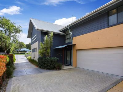 1 / 12 Russell Street, Hawks Nest