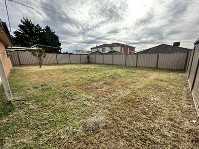 2 / 23 Ralph Crescent, Hampton Park