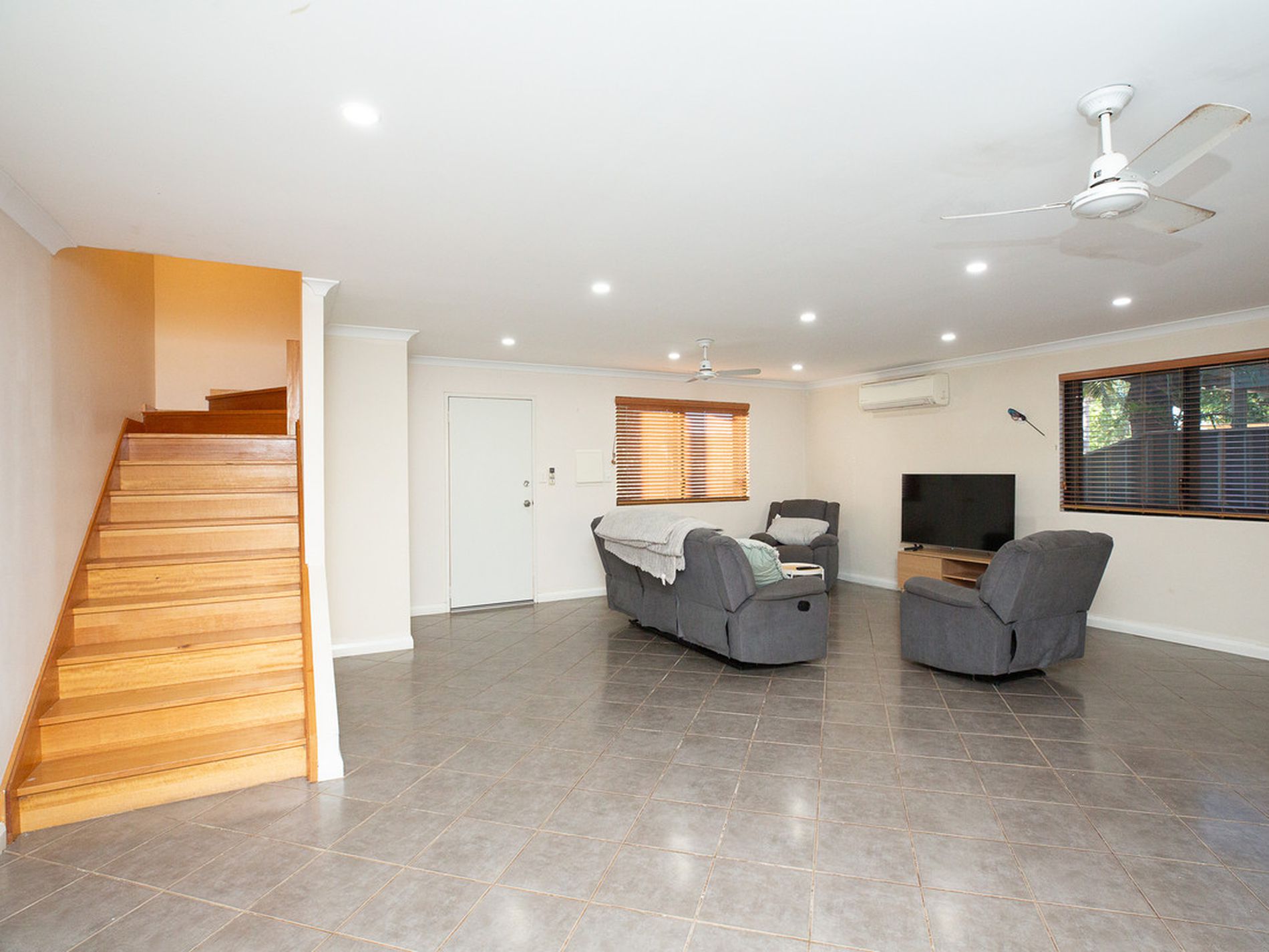 18D Somerset Crescent, South Hedland