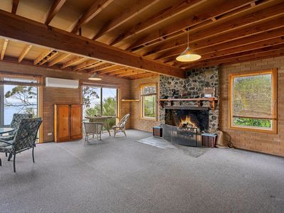 5190 Channel Highway, Gordon