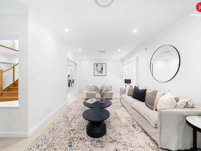 6 Battenberg Close, Cecil Hills