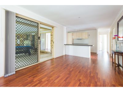 12 Studio Dr, Oxenford
