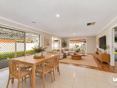 12 Buchan Green, Pakenham