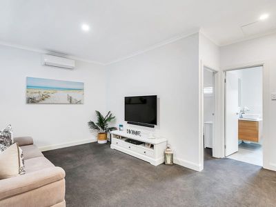 52B Loch Lomond Drive, Modbury