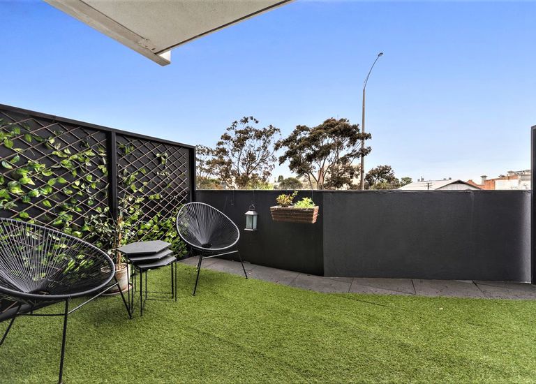 104 / 101 St Kilda Road, St Kilda