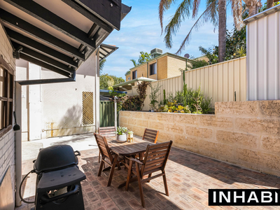 2 / 4 Lawrence Street, Como