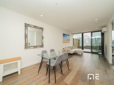 510 / 15 Doepel Way, Docklands