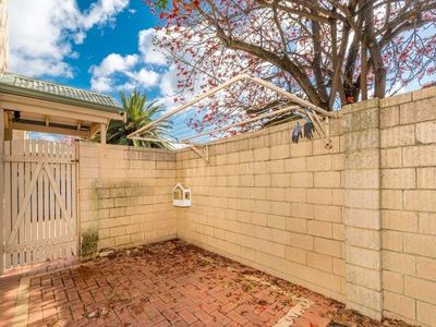 5 Lansdowne Road, South Perth