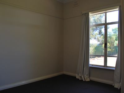 76 Taylor Street, Dubbo