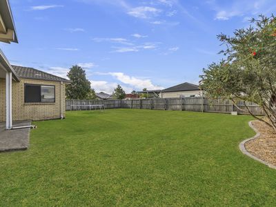 21 RONAYNE CIRCLE, One Mile