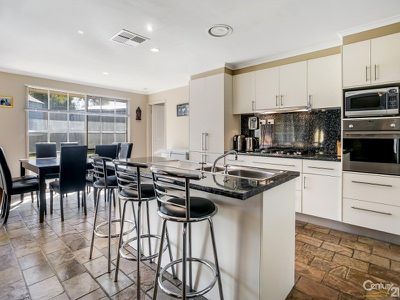 18 Sarah Place, Hampton Park