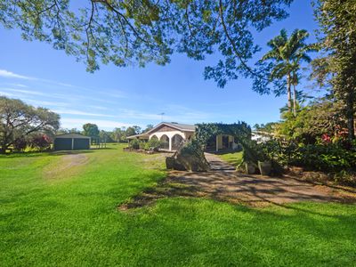 415 Tully Mission Beach Road, Merryburn
