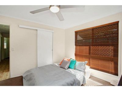 1 Tinaroo Place, Tewantin