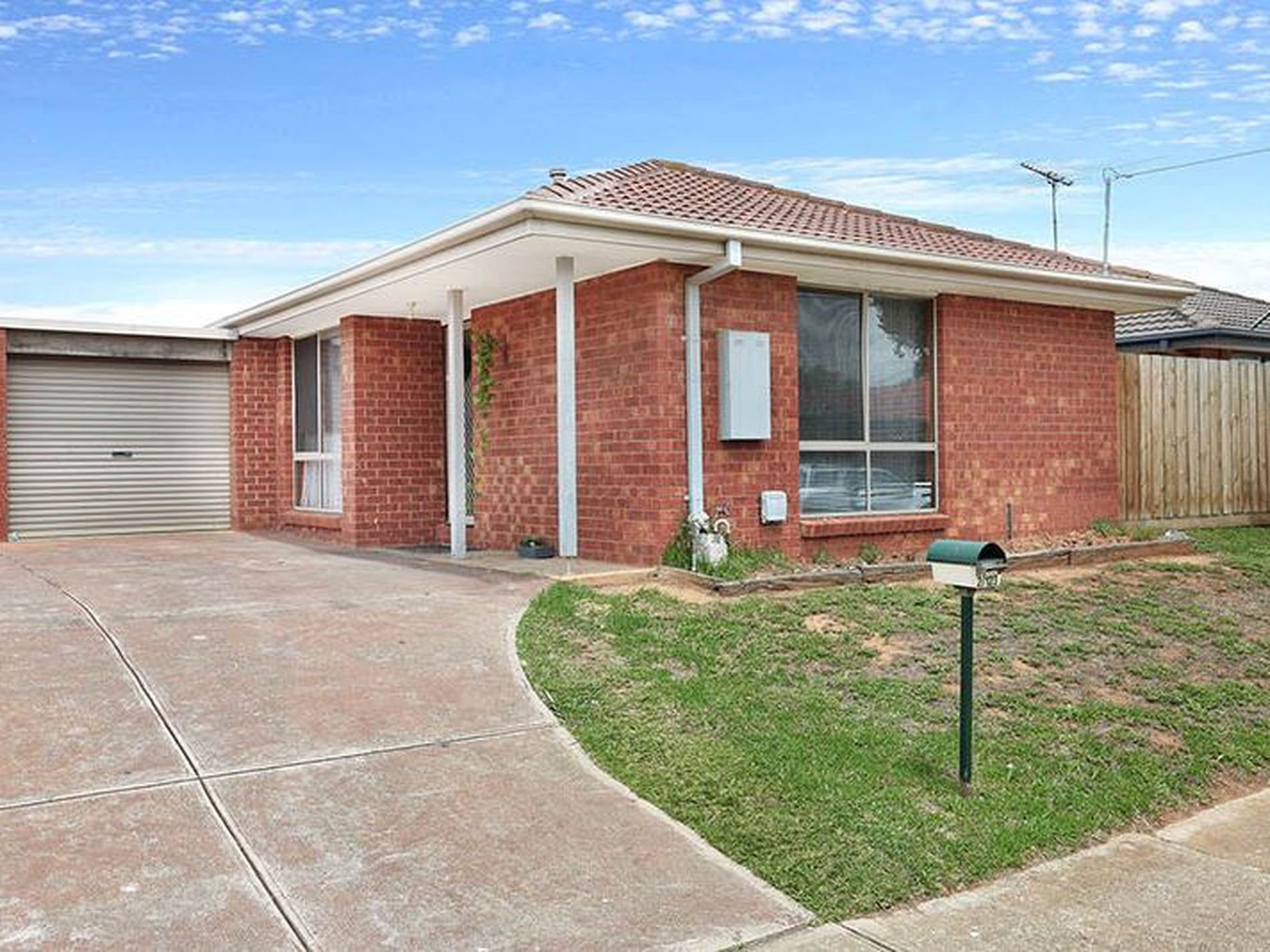 2 / 123 Parramatta Road, Werribee
